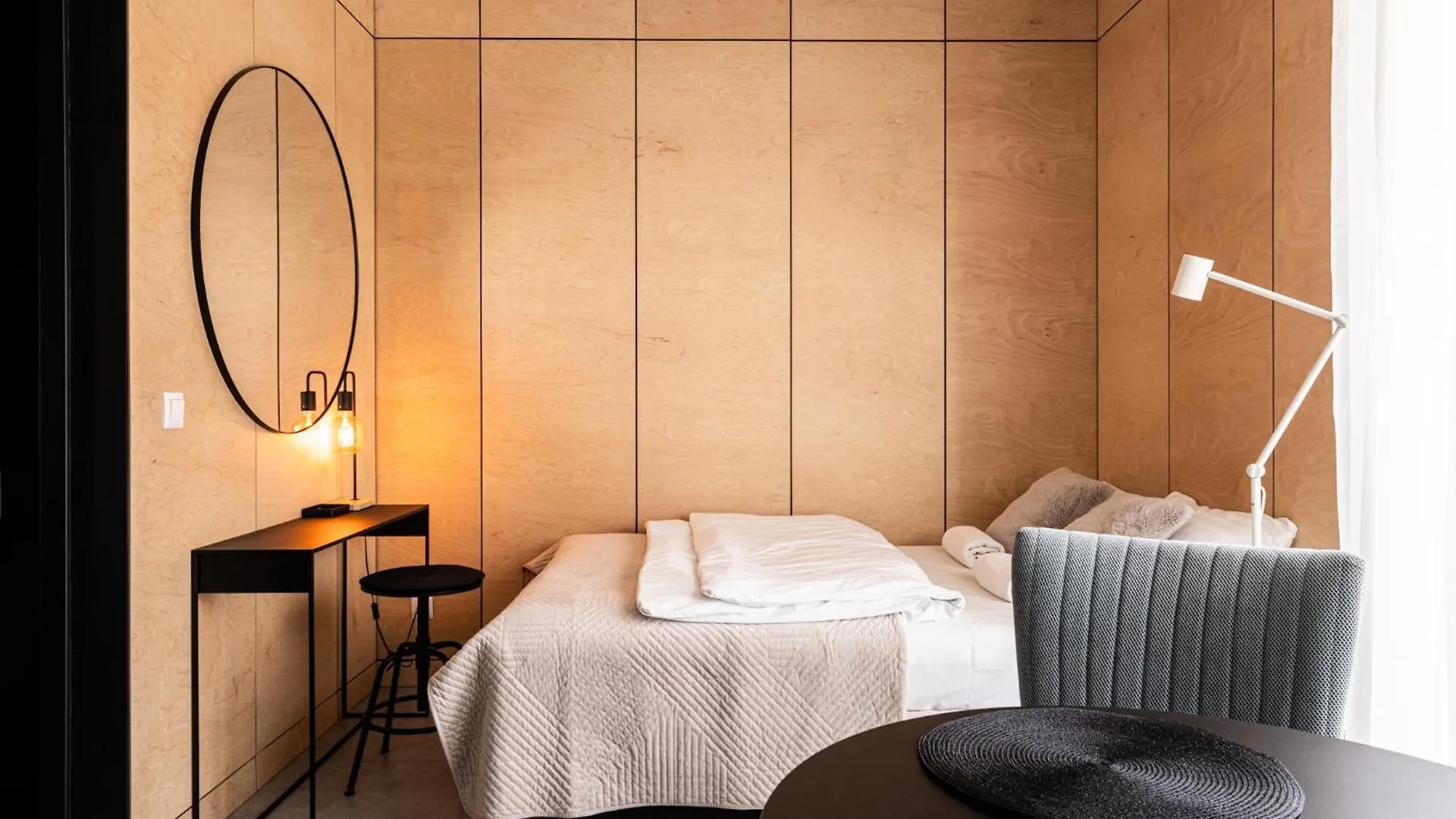 Rentplanet - Apartamenty Przy Wyspie Slodowej Wroclaw 0*,  Poland